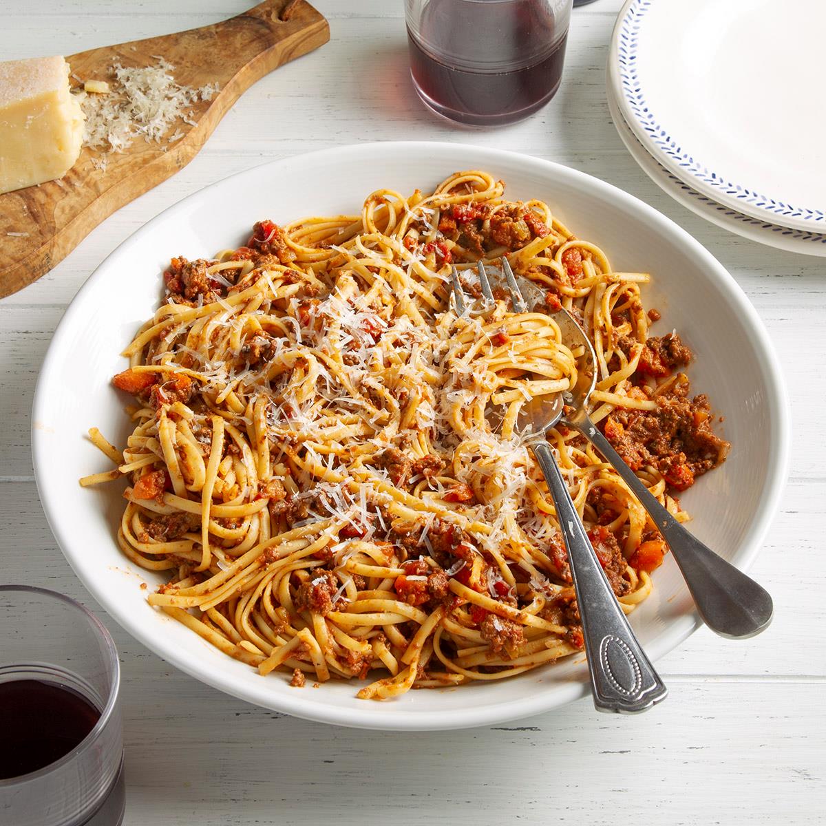 Beef Bolognese with Linguine Recipe: How to Make It