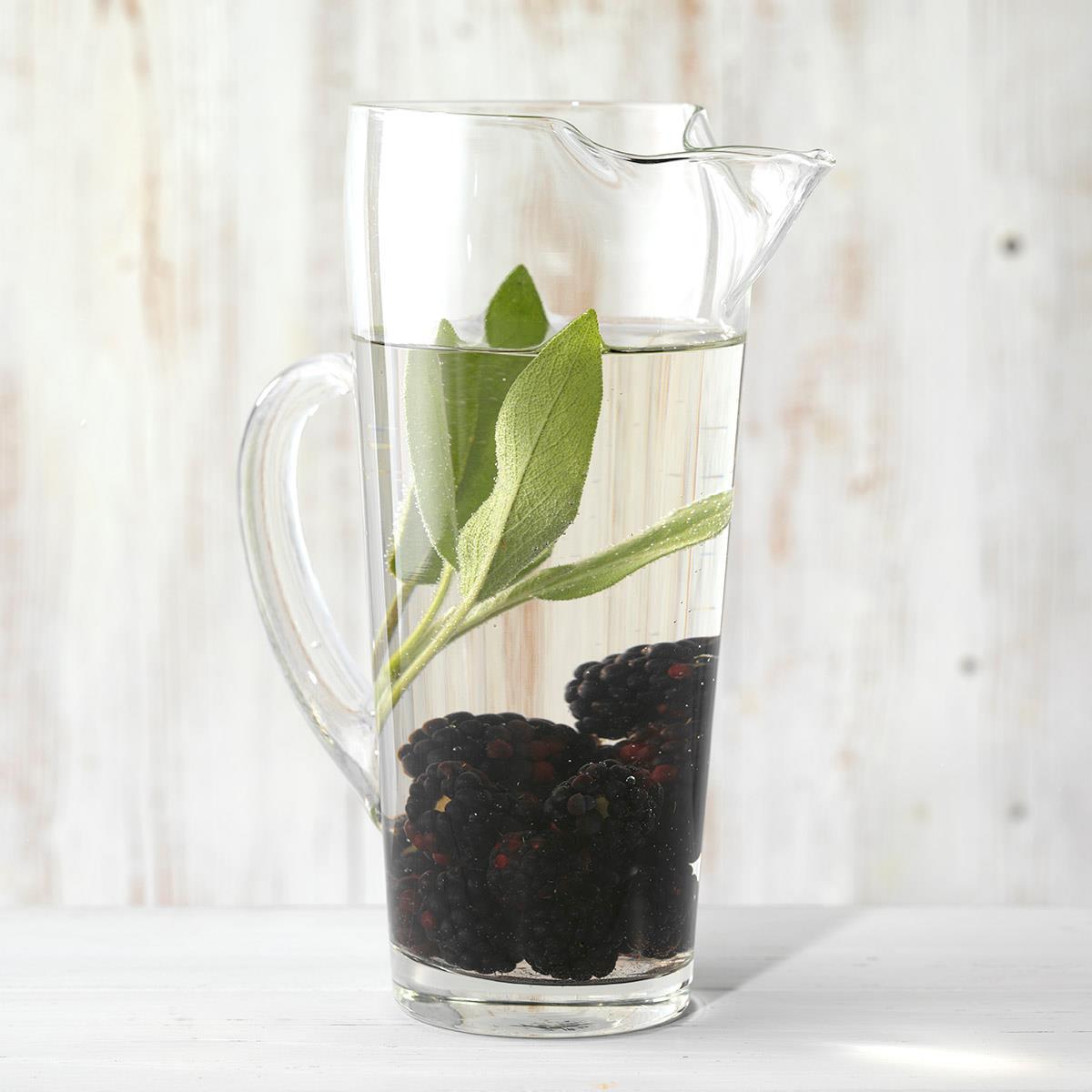 Blackberry and Sage Infused Water Recipe: How to Make It
