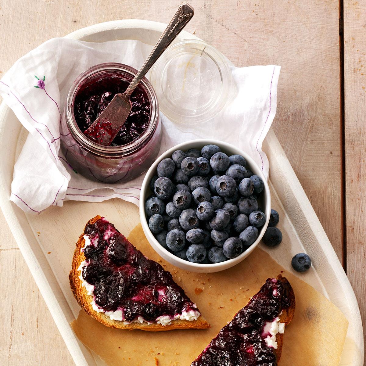 Canned Blueberry Jam Recipe: How to Make It