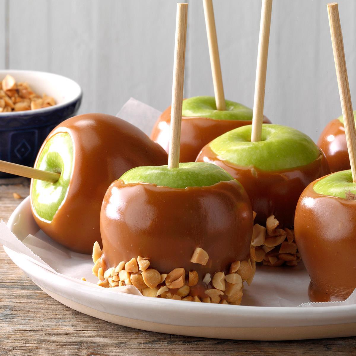 Caramel Apples Recipe: How to Make It