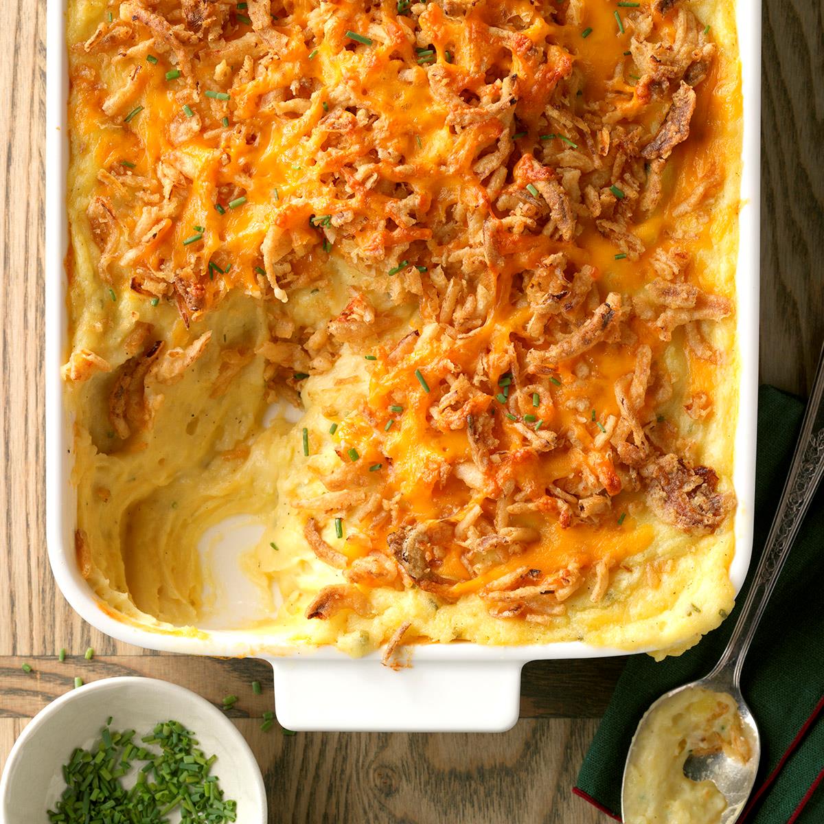 Cheddar and Chive Mashed Potatoes-image