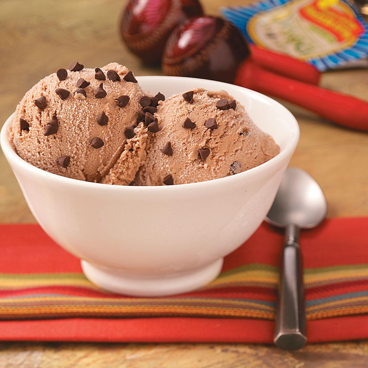 Cinnamon Chocolate Chip Ice Cream image