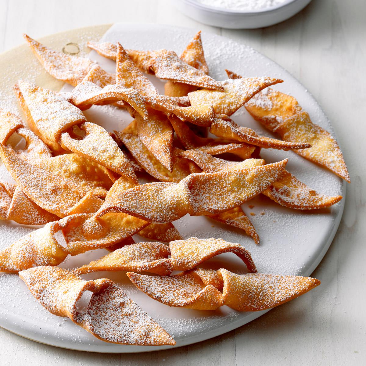 Crispy Norwegian Bows-image