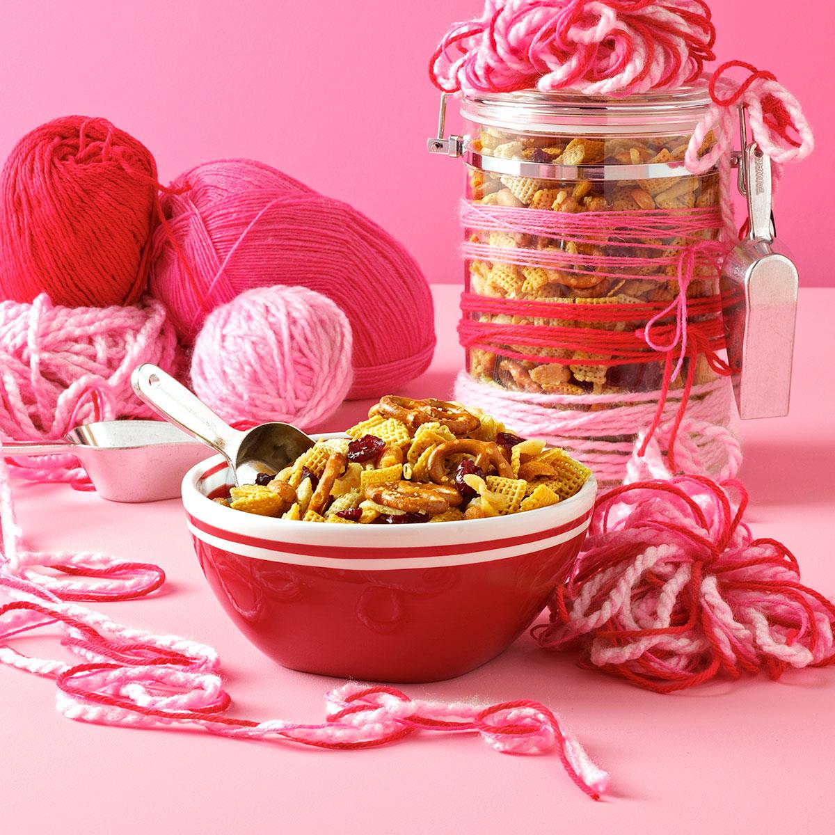 Curried Cranberry Snack Mix_image