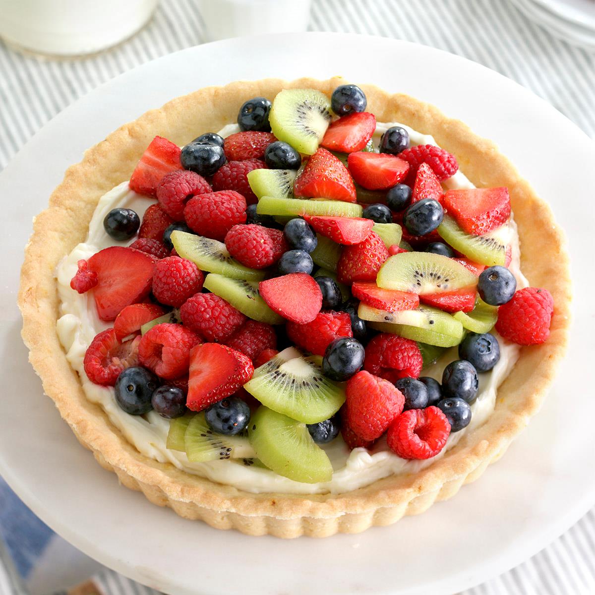Elegant Fresh Berry Tart image