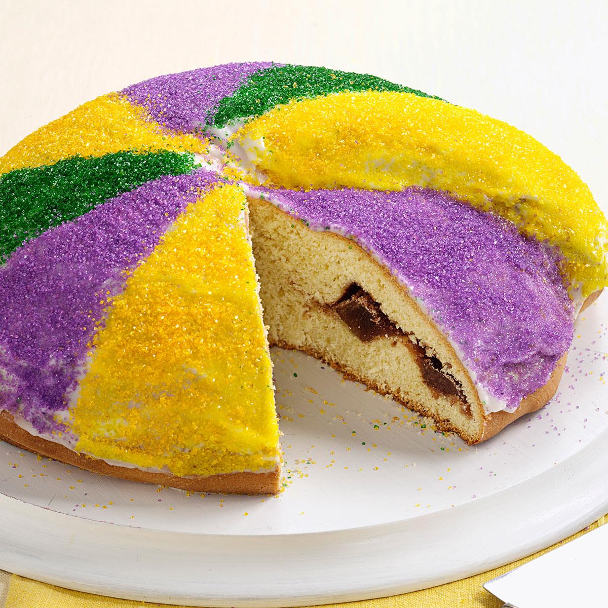 Hy-Vee - Be the life of the Mardi with King Cakes and Paczkis for your  Mardi Gras celebration, fresh from our bakery! | Facebook