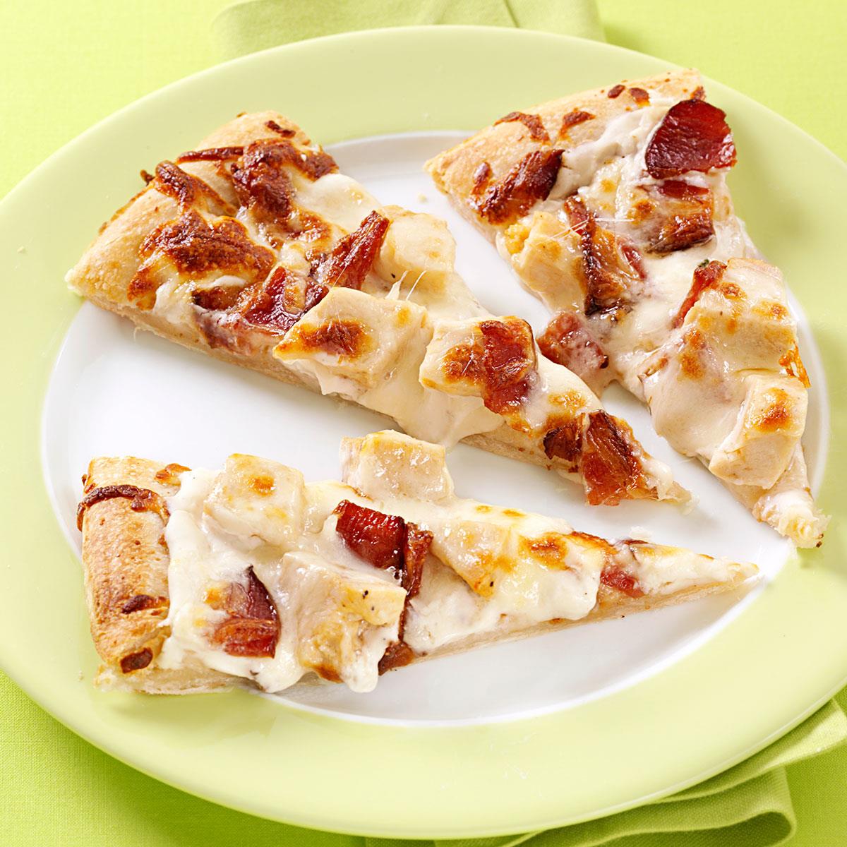 Garlic Chicken & Bacon Pizza image