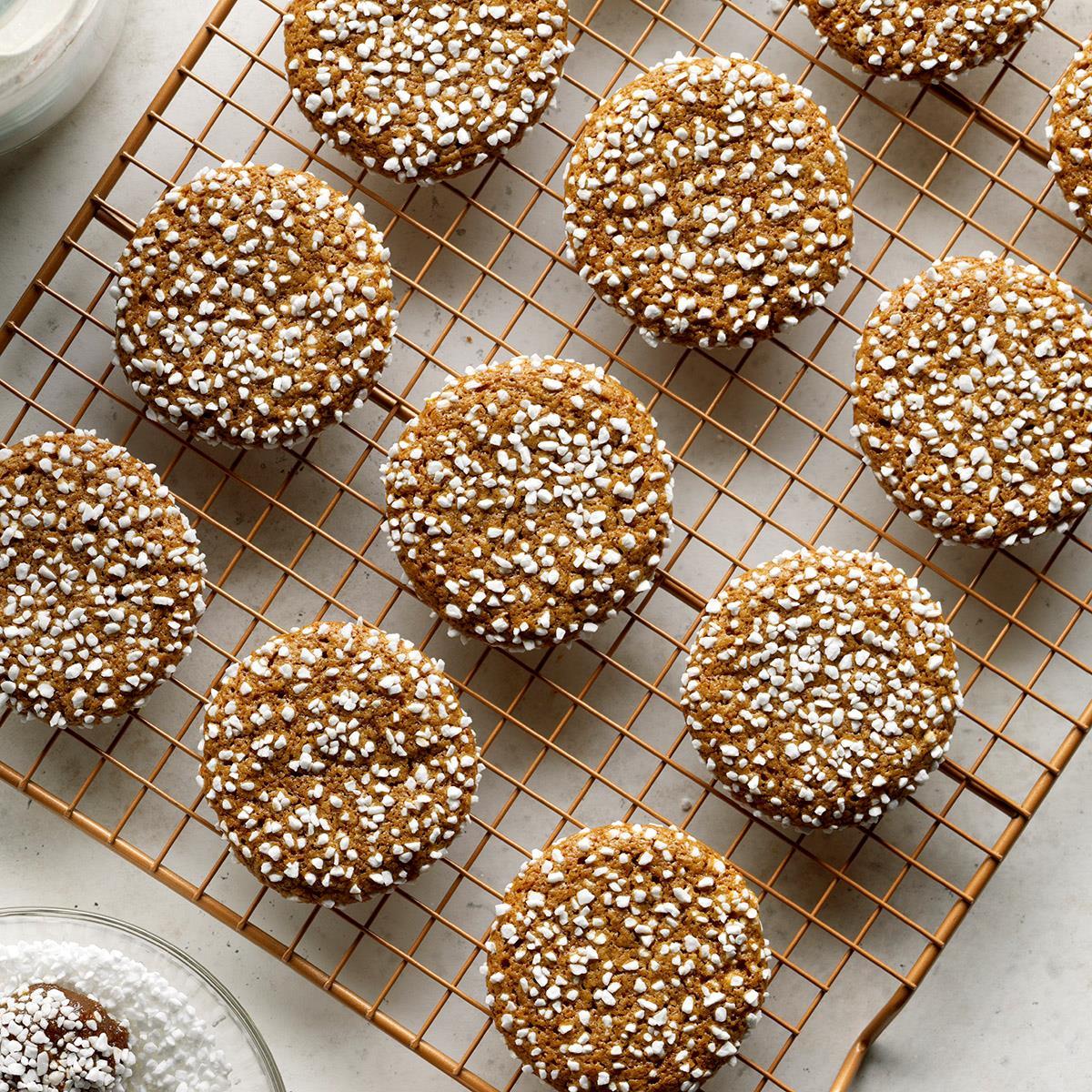 Gingerbread Amaretti Cookies-image