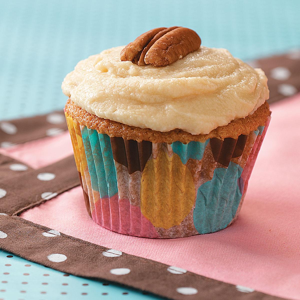 Gingered Maple Cupcakes image