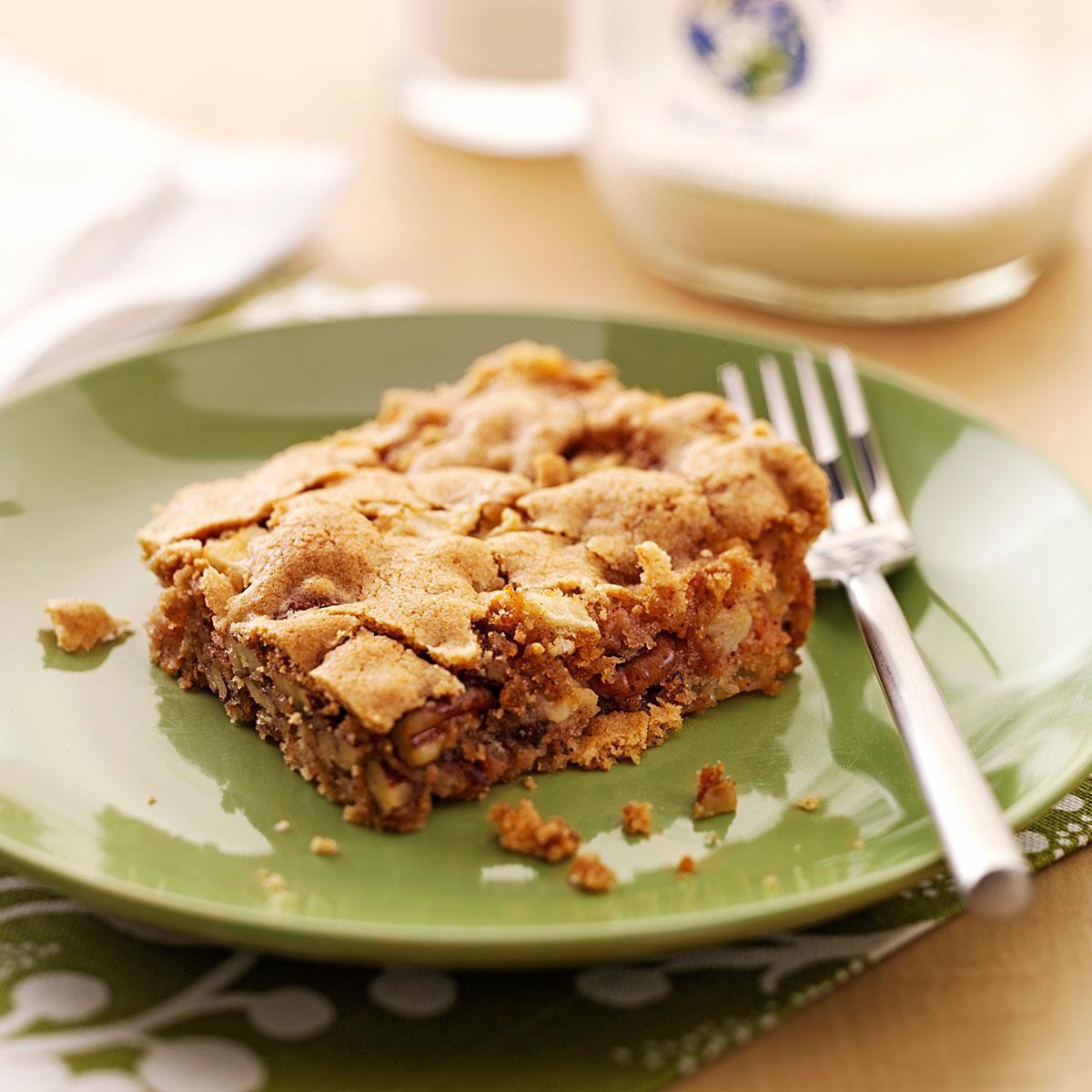 Best Easy Apple Snack Cake Recipes