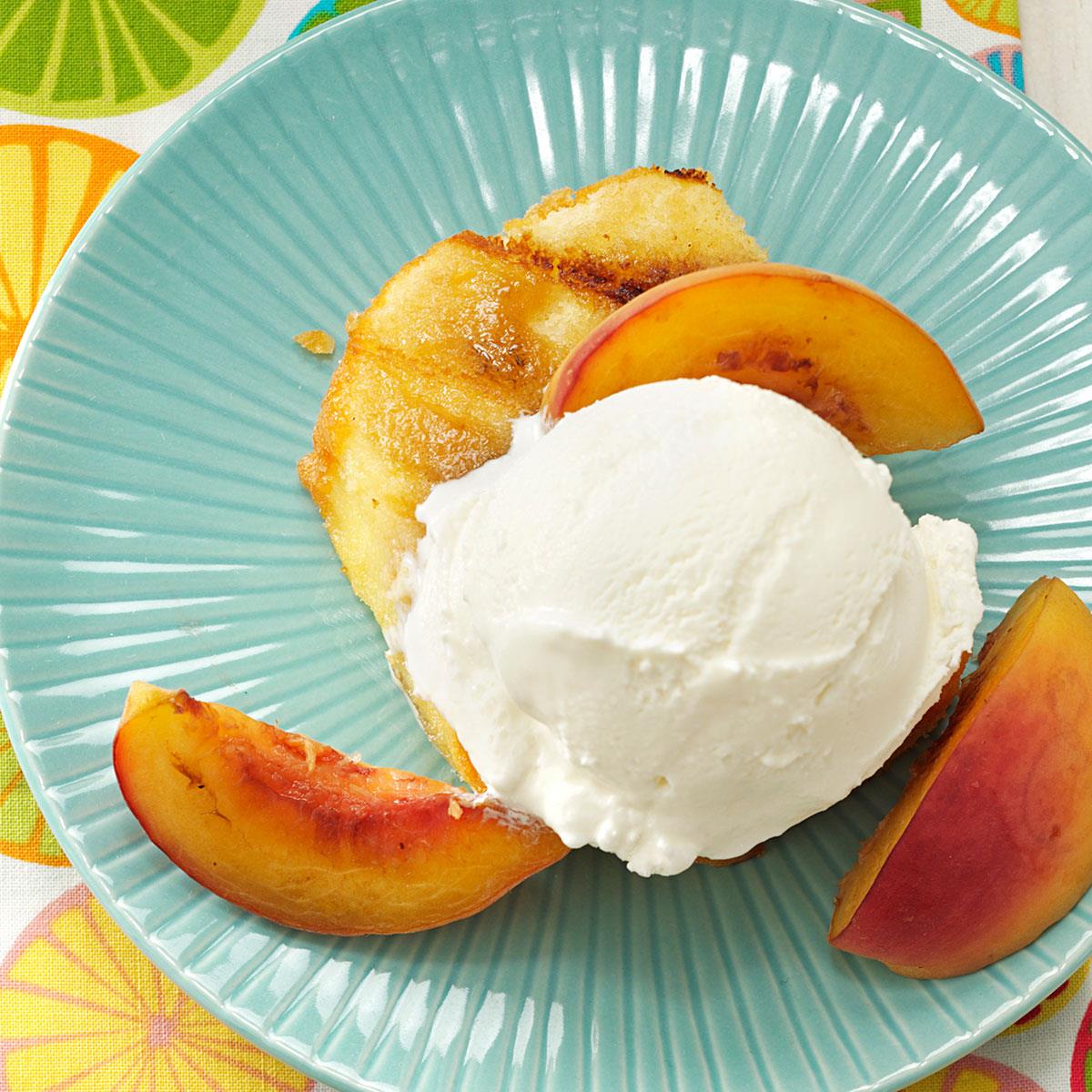 Grilled Peaches & Pound Cake_image