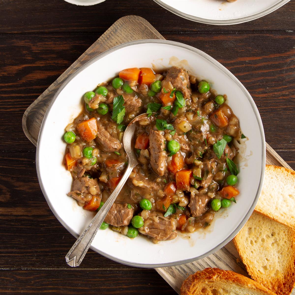 Hearty Beef and Barley Soup_image