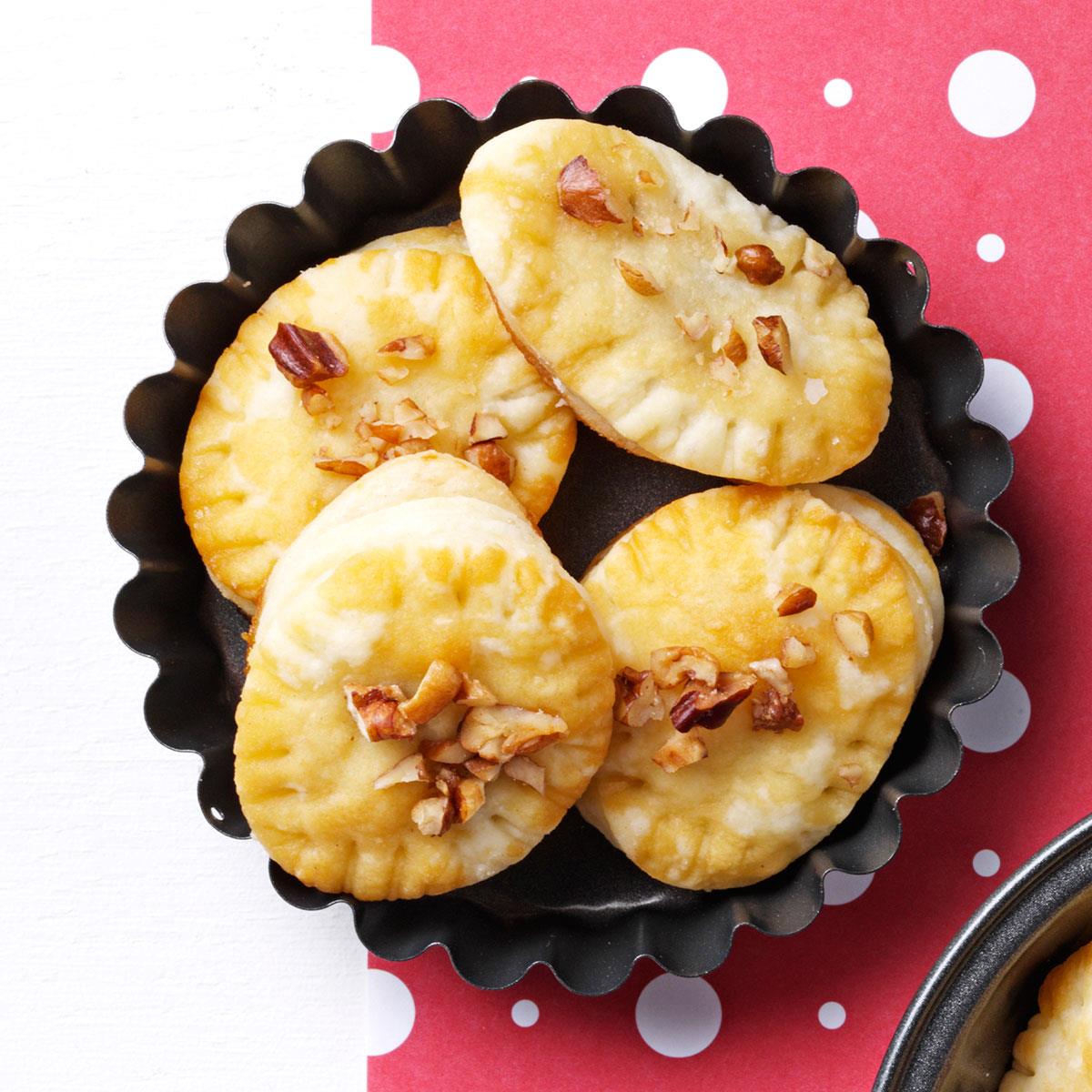 Honey-Nut Christmas Cookies image