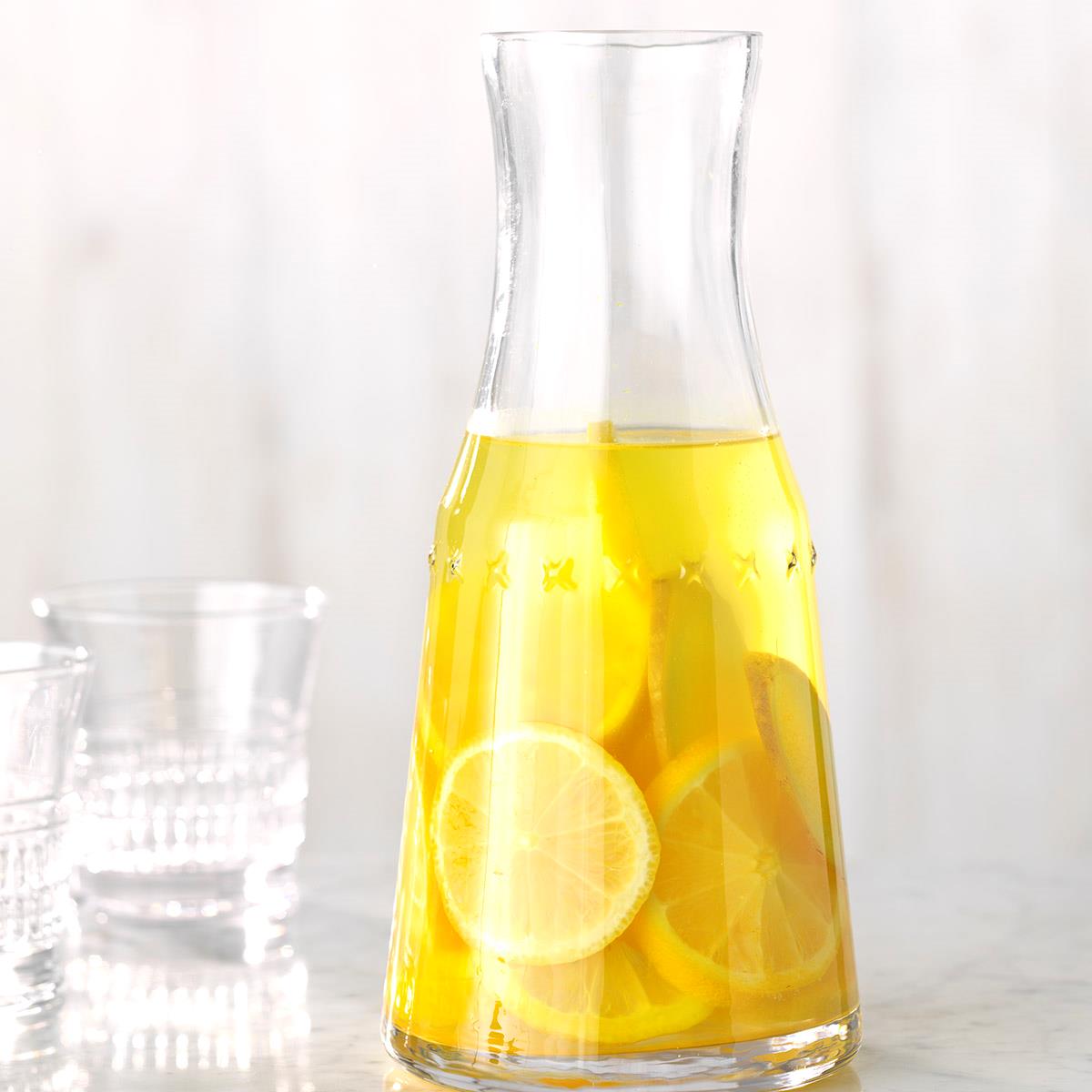 Lemon, Ginger and Turmeric Infused Water_image