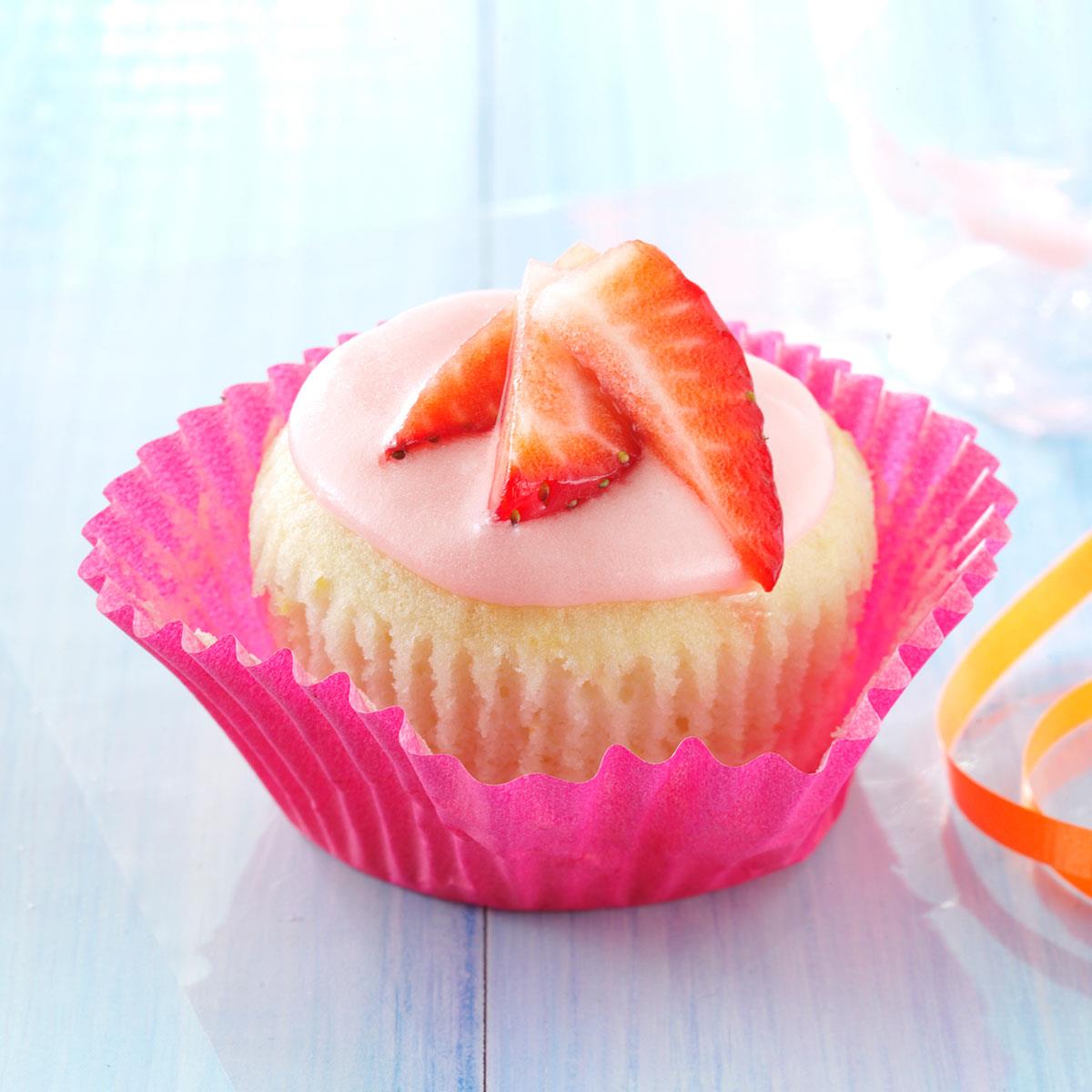 Lemon Cupcakes with Strawberry Frosting_image
