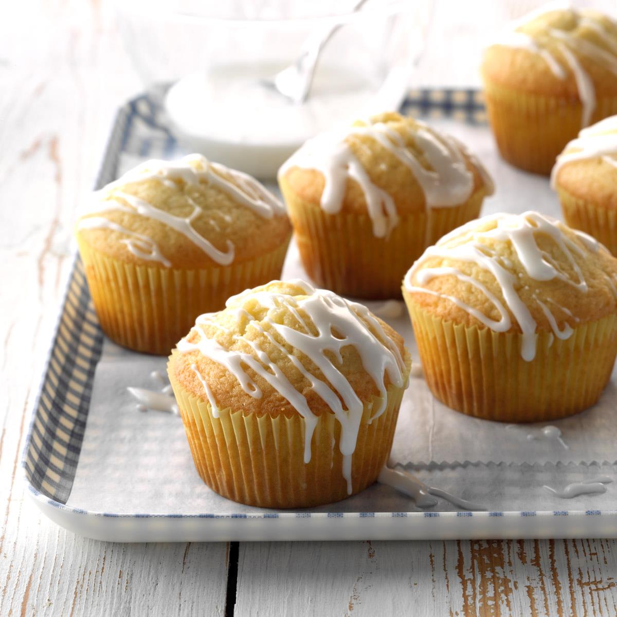 The BEST Vanilla Muffins - Baran Bakery