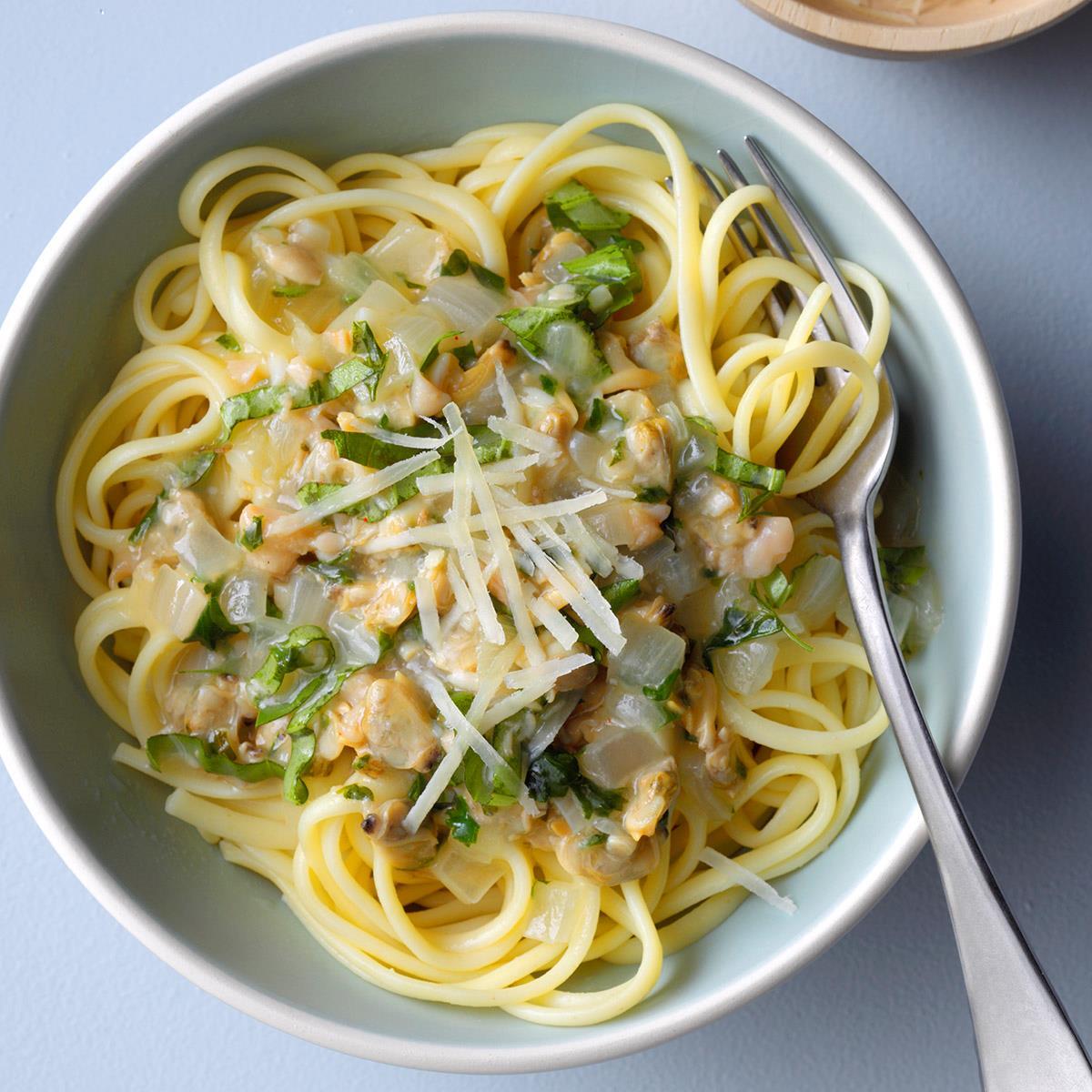 Linguine with Herbed Clam Sauce Recipe: How to Make It