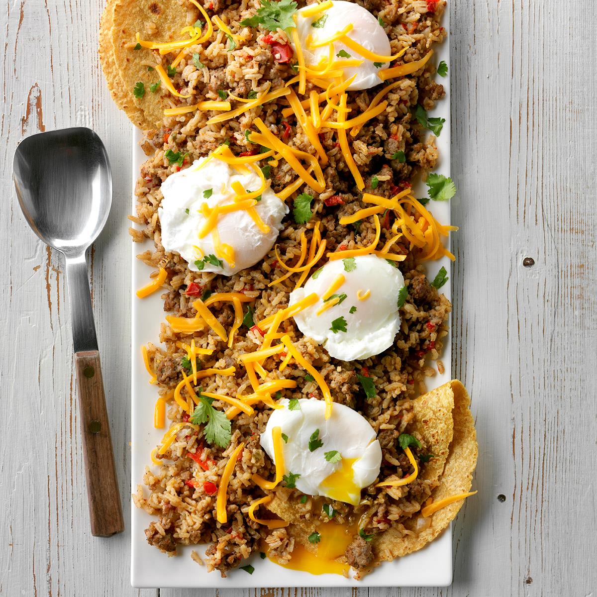 Mexican Rice with Poached Eggs_image