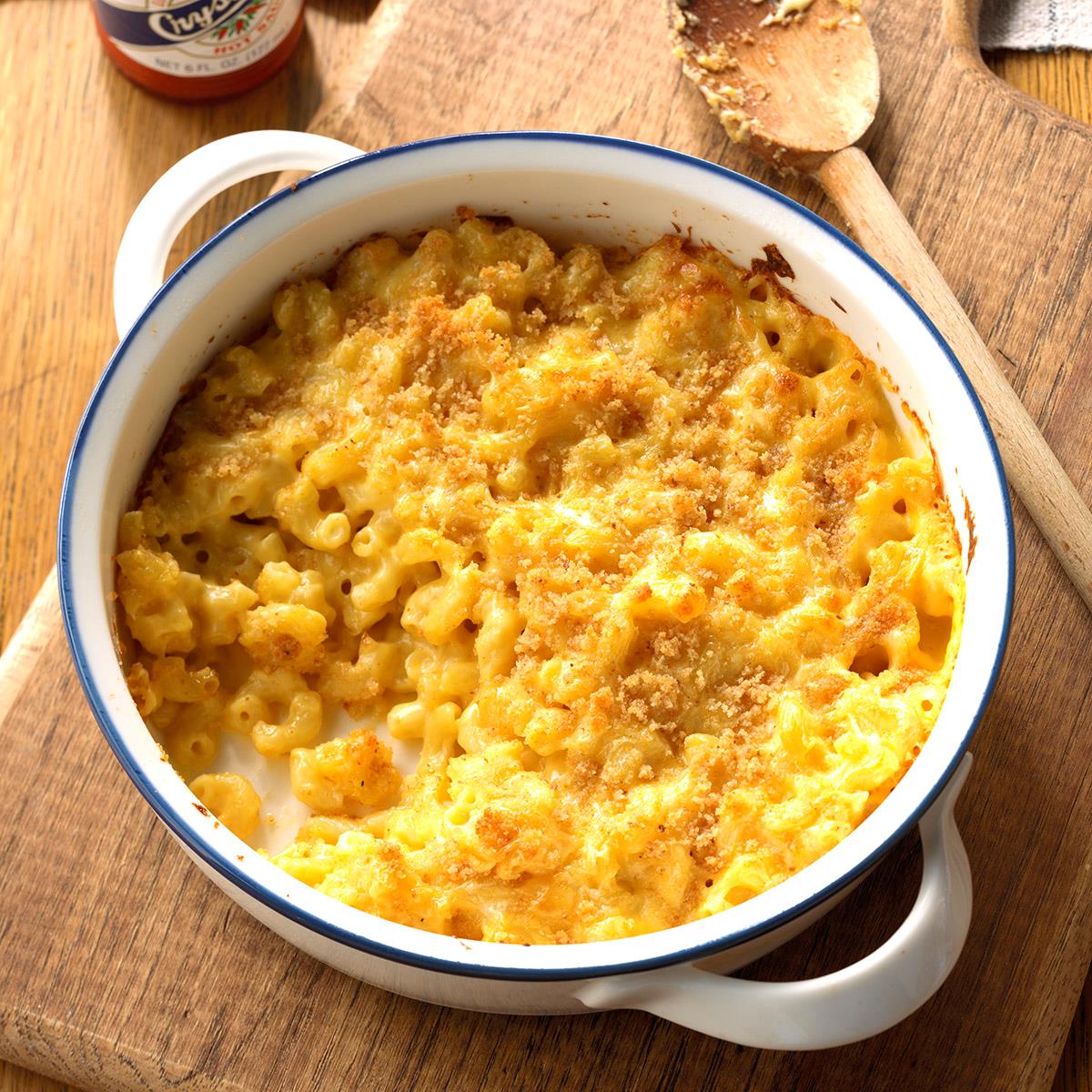 macaroni and cheese recipe with ritz cracker topping