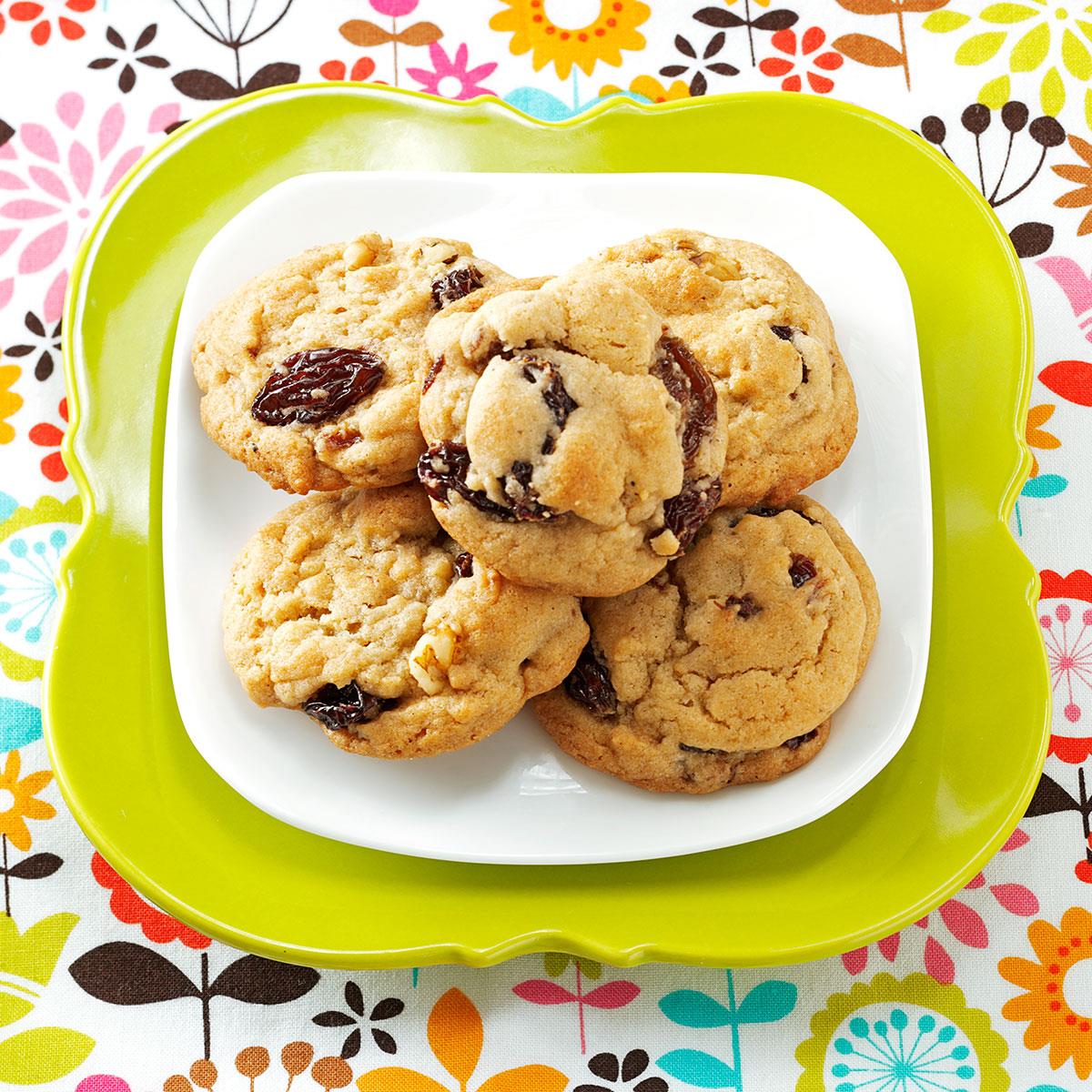 Mom's Soft Raisin Cookies_image