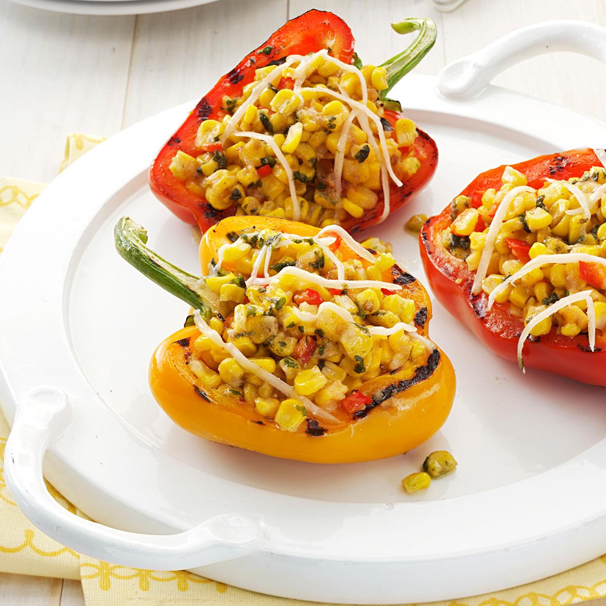 Pesto-Corn Grilled Peppers_image