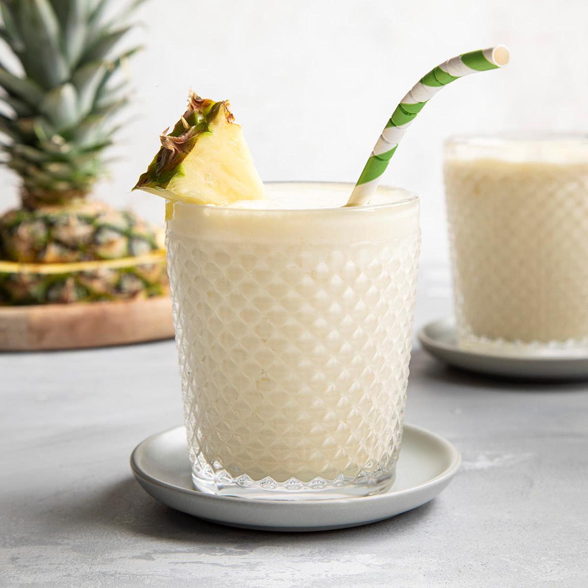 Frozen Pineapple Smoothies-image