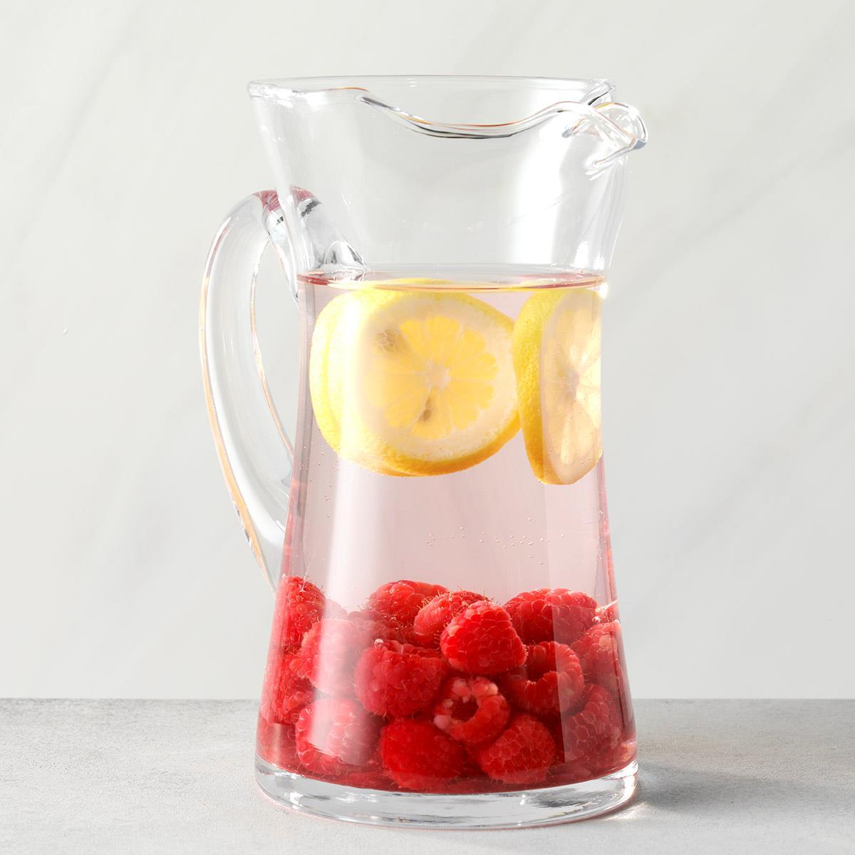 Raspberry and Lemon Infused Water_image