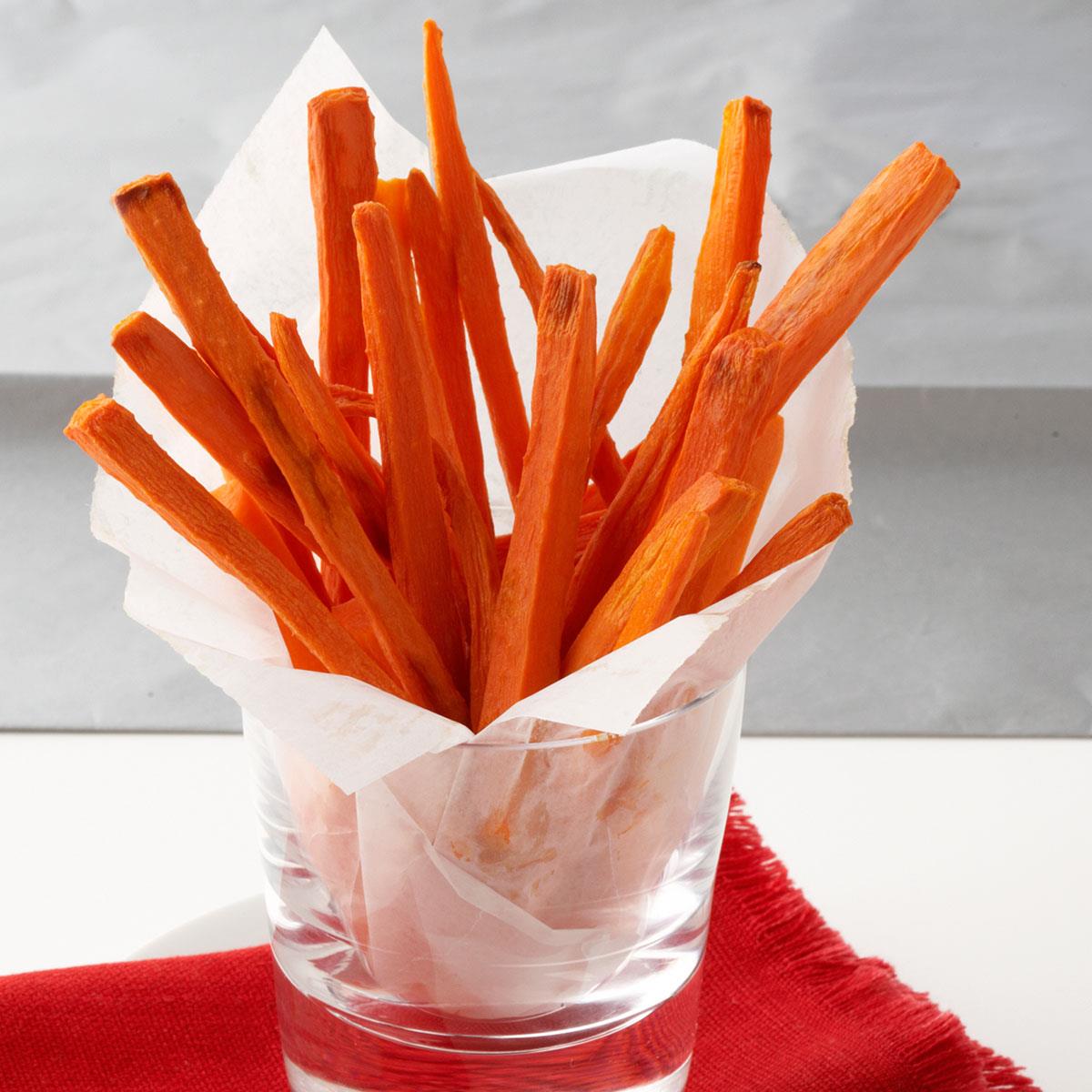 Морковь палочками