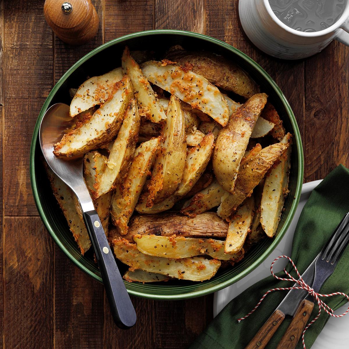 Air-Fryer Potato Wedges image