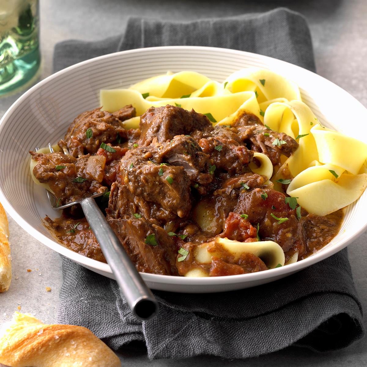Slow-Cooker Beef with Red Sauce-image