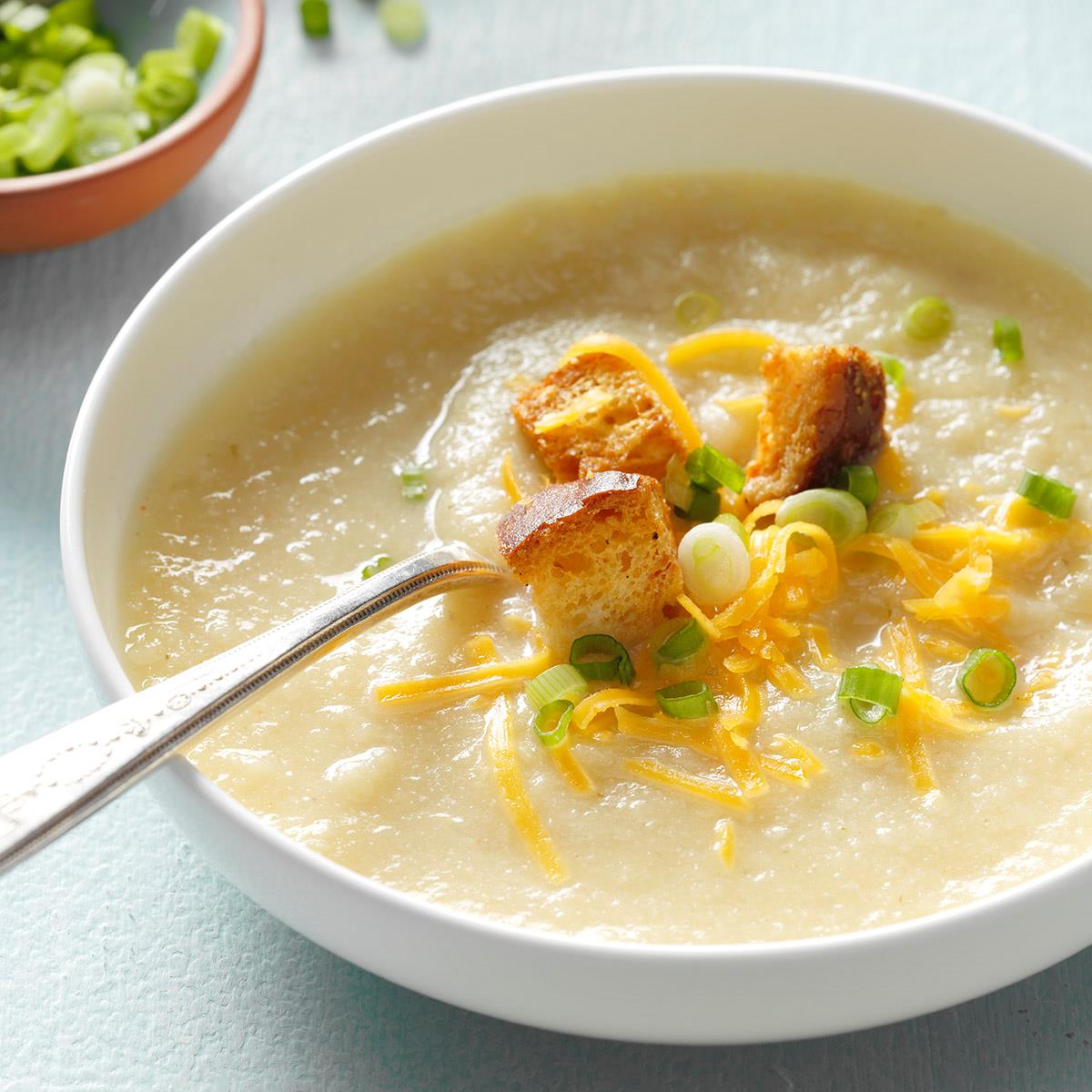 Slow Cooker Creamy Cauliflower Soup Recipe How To Make It Taste Of Home