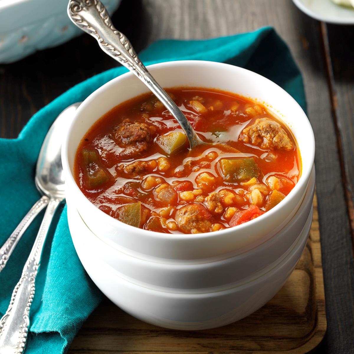 Slow-Cooker Stuffed Pepper Soup-image