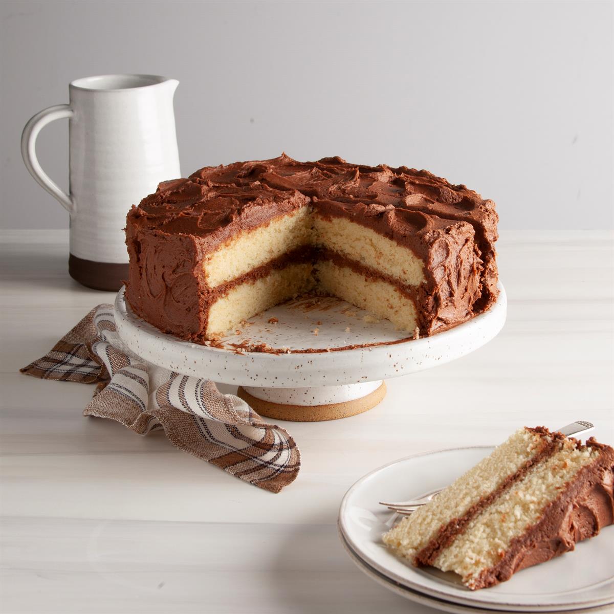 Layered Yellow Cake with Chocolate Buttercream_image