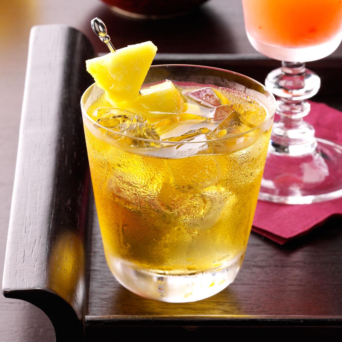 Pear-Apple Cocktail image