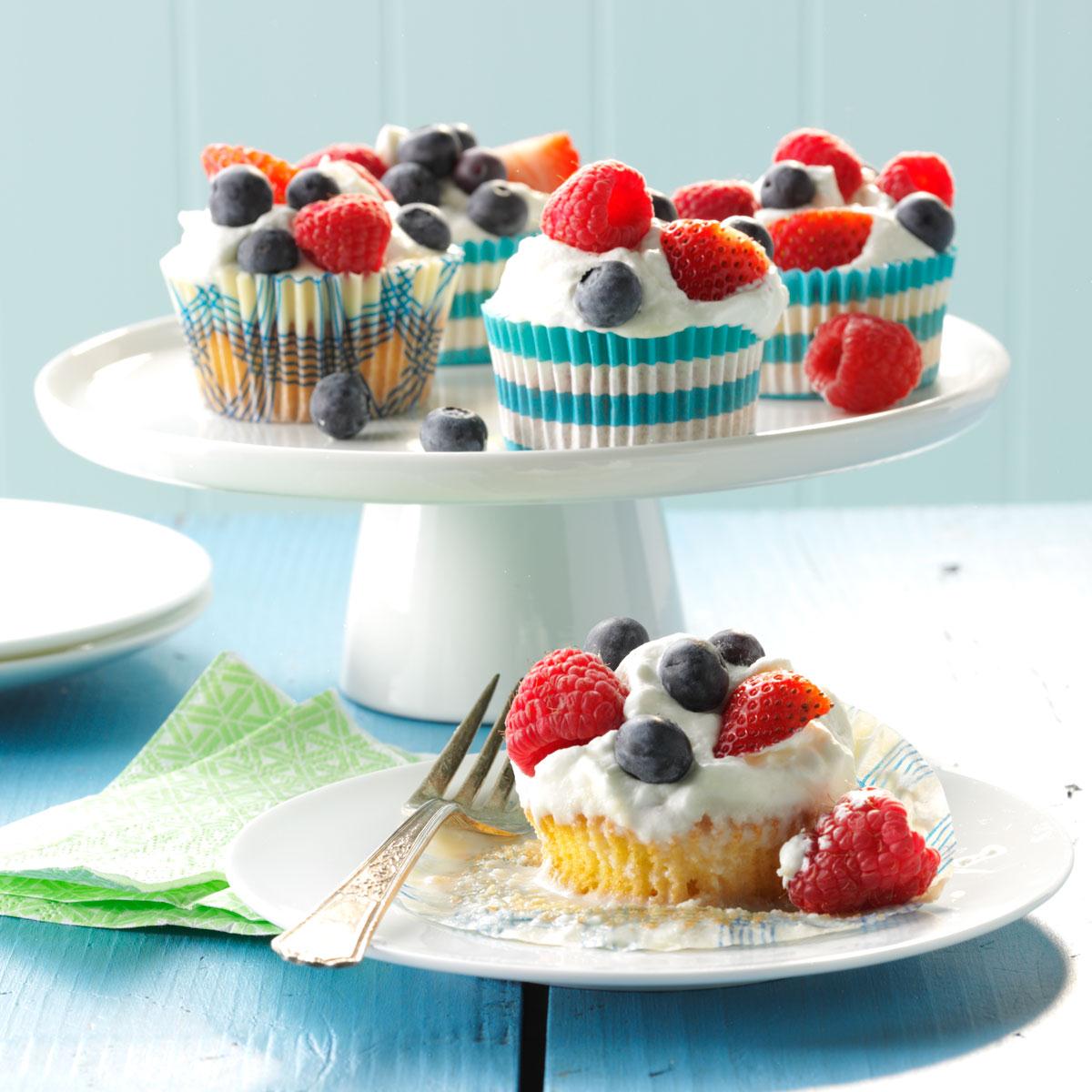 Tres Leches Cupcakes Recipe: How to Make It