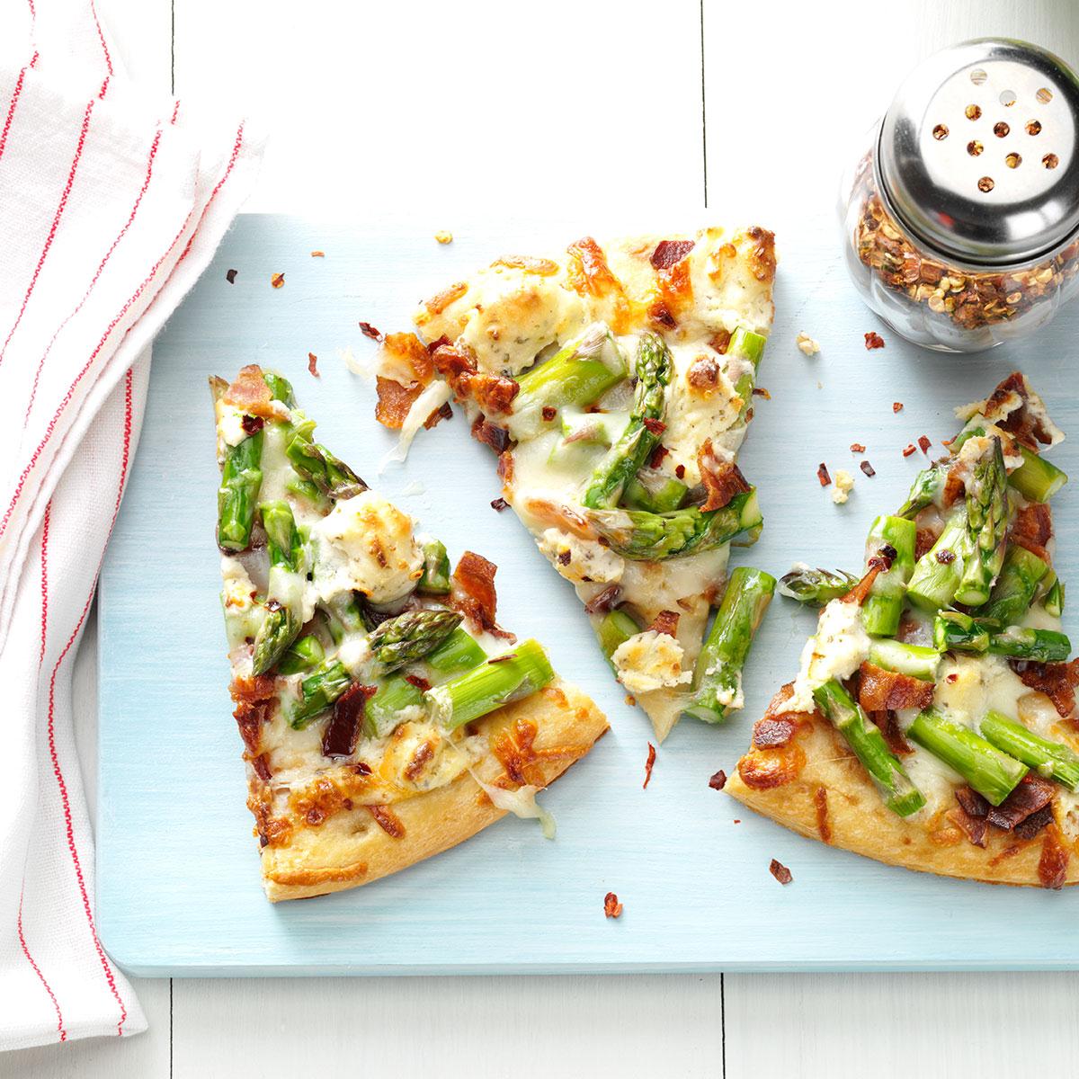 Asparagus, Bacon & Herbed Cheese Pizza-image