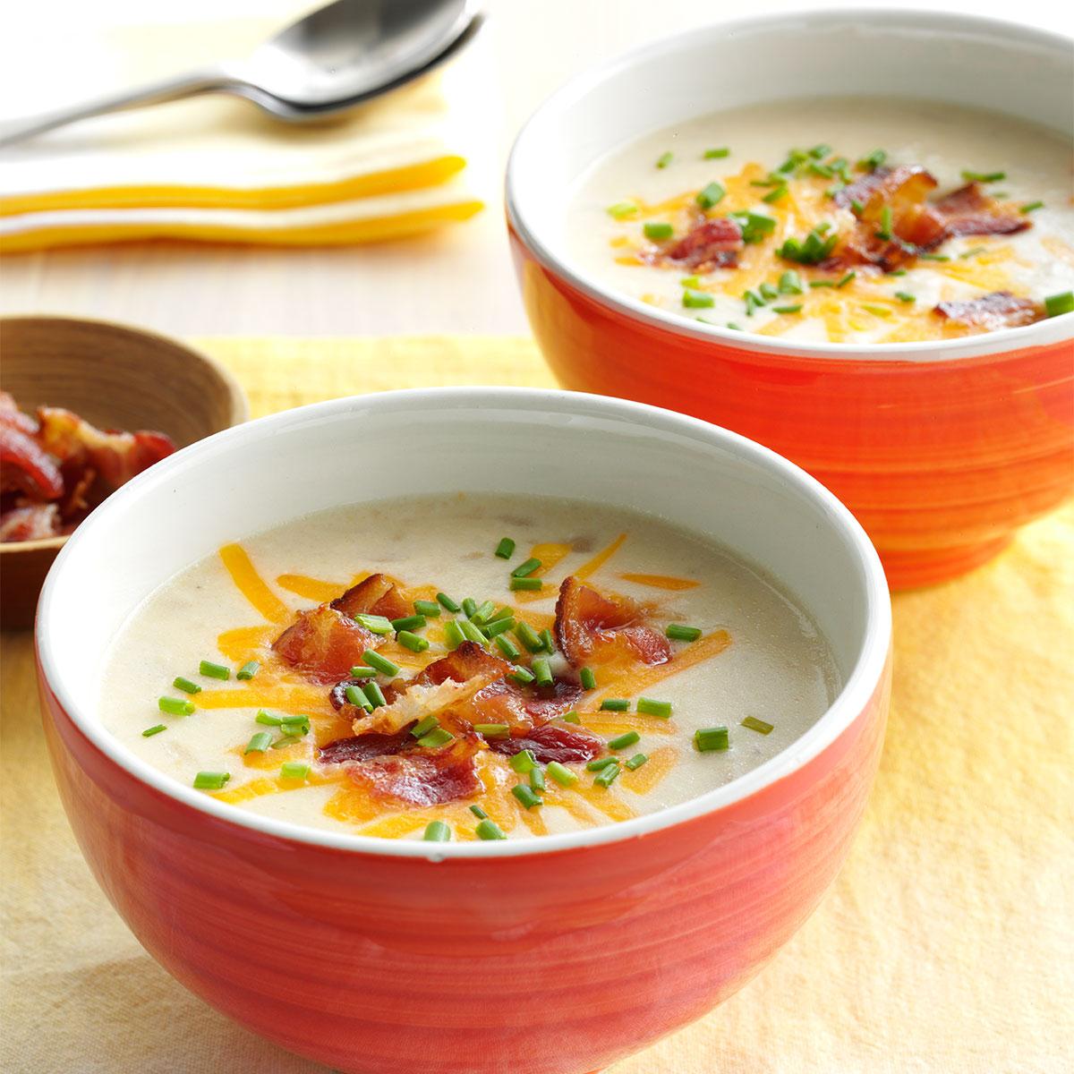 Slow-Cooked Loaded Potato Soup Recipe: How To Make It