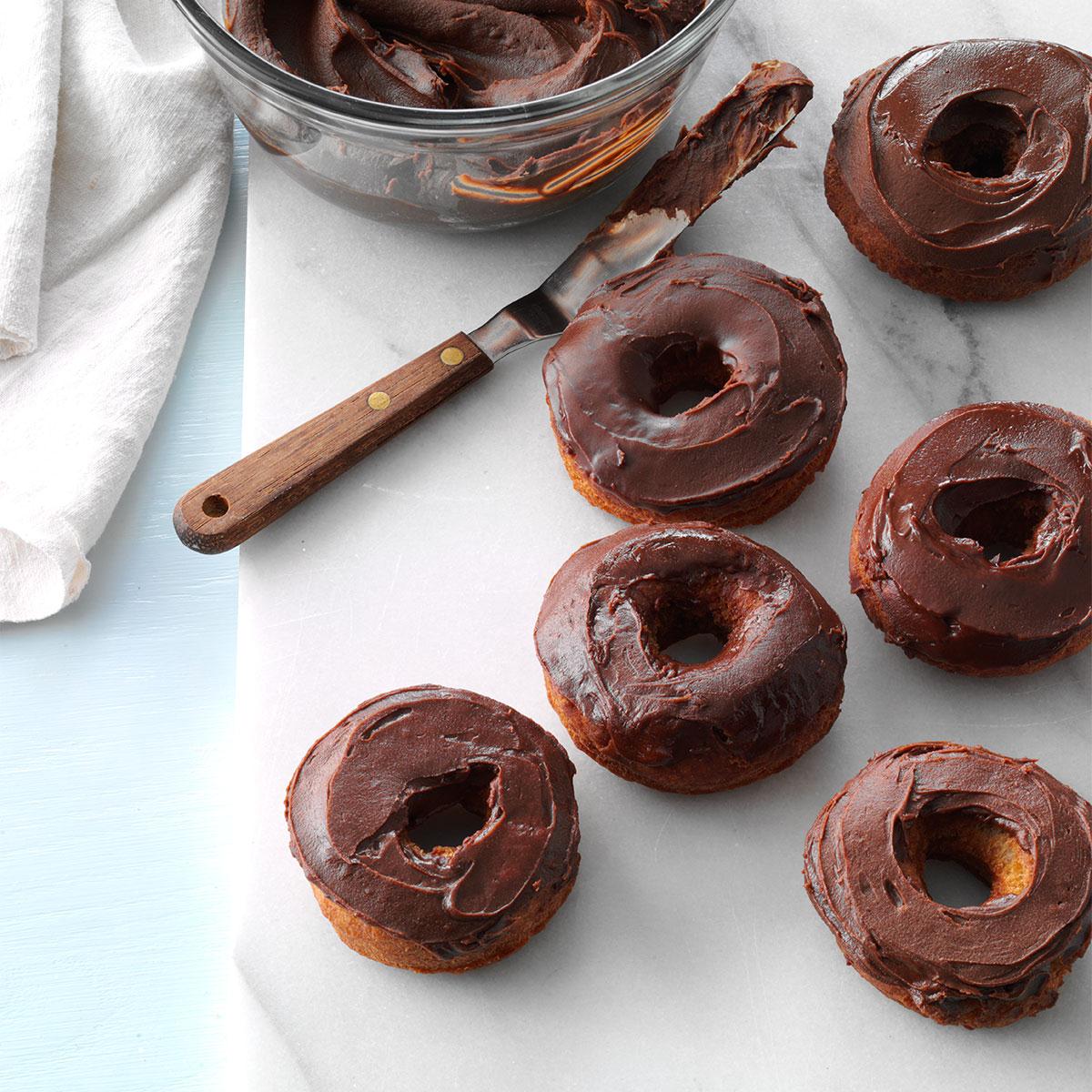 Chocolate Glaze for Doughnuts_image