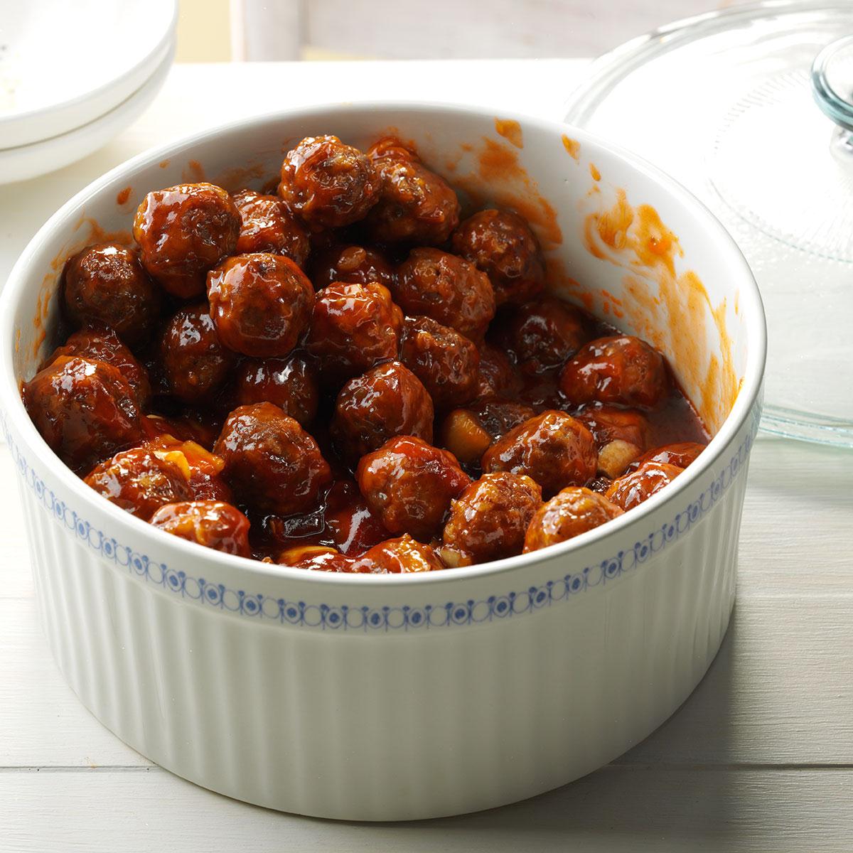 Crowd-Pleasing Party Meatballs image