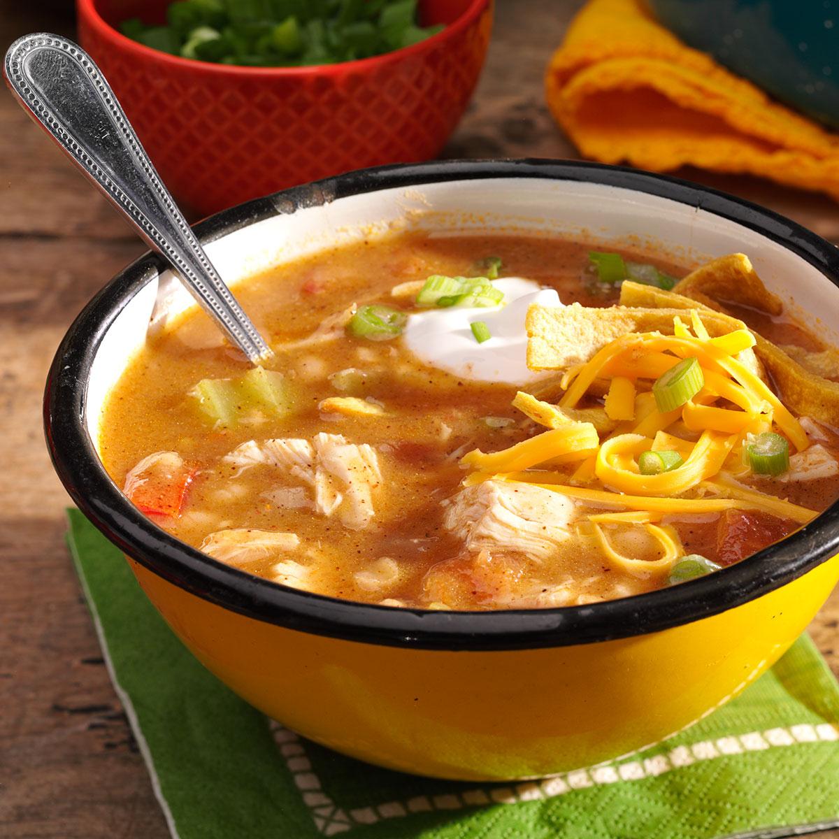 Hearty White Chicken Chili_image