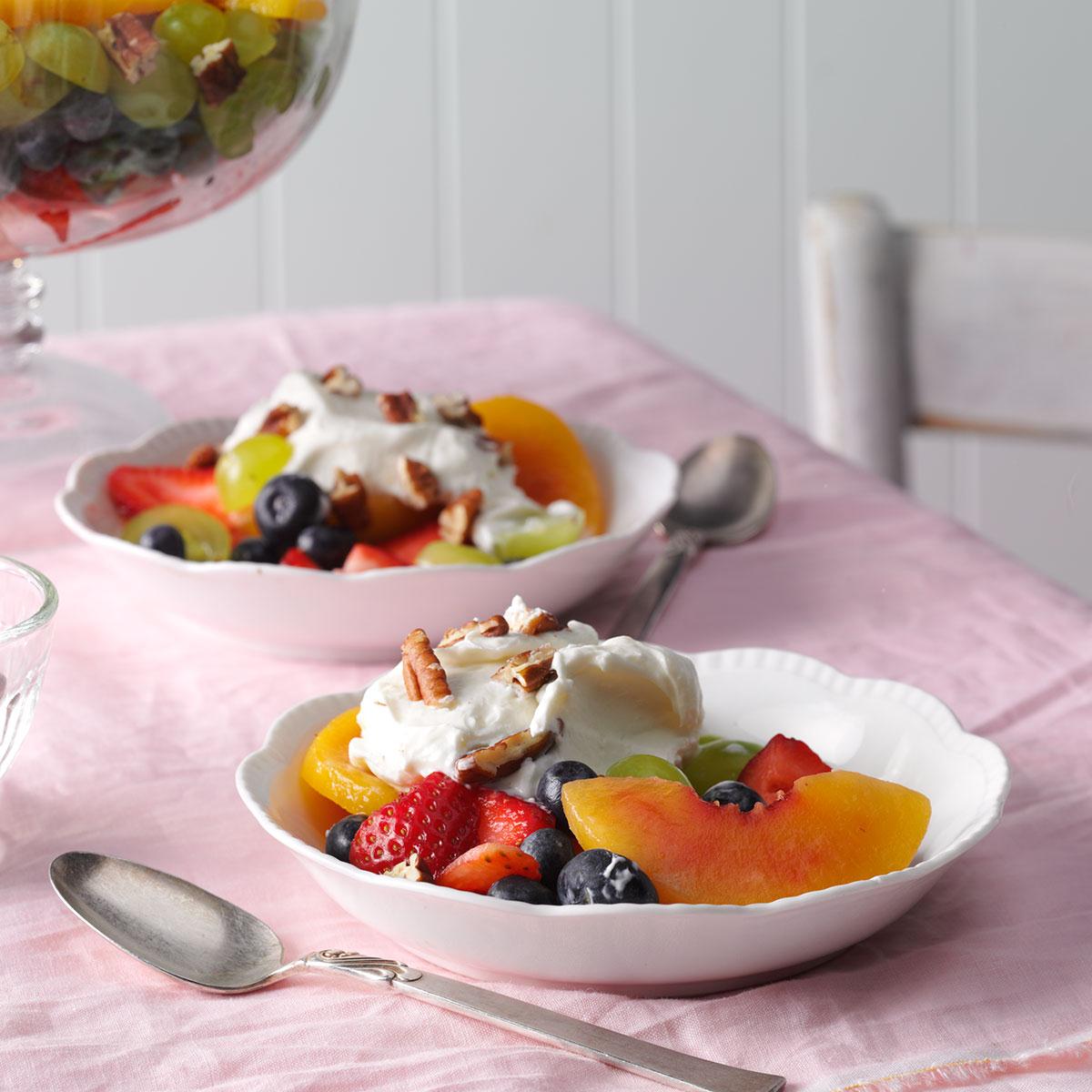 Cool and Creamy Fruit Salad_image