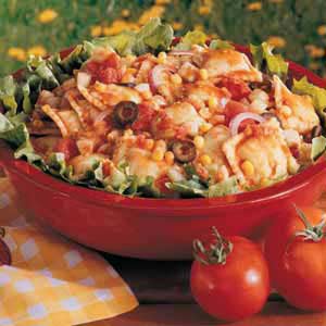Spicy Ravioli Salad image