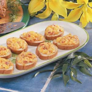 Cheddar Bacon Toasts image