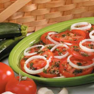 komponist Motherland brænde Tomato Onion Salad Recipe: How to Make It