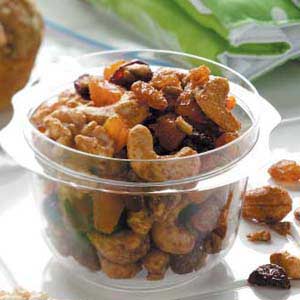 Fruit and Nut Trail Mix_image