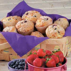 Crumb-Topped Blueberry Muffins image