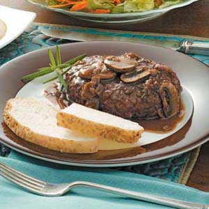 Salisbury Steak with Portobello Sauce_image