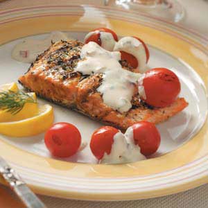 Grilled Salmon with Cheese Sauce_image