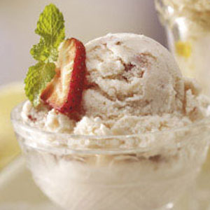Creamy Strawberry Cheesecake Ice Cream image