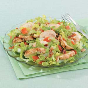 Salad with Grilled Chicken_image
